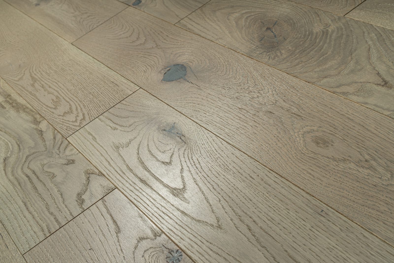 Parchet Oak Earth